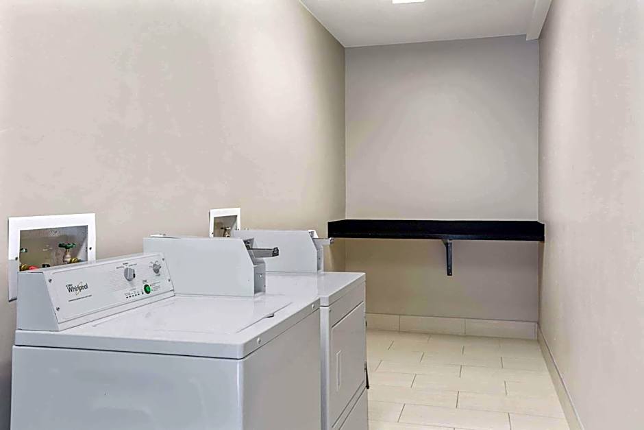 La Quinta Inn & Suites by Wyndham Cedar City