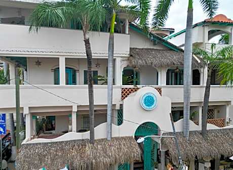 Sayulita Central Hotel