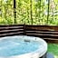 Woodland Park Lodges