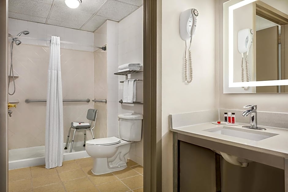 Days Inn by Wyndham Philadelphia Convention Center