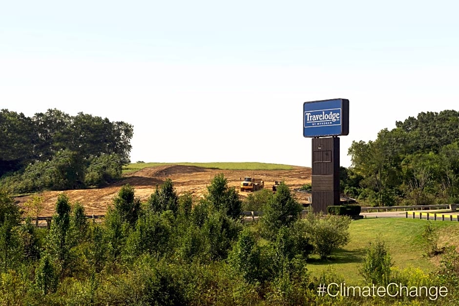 Travelodge by Wyndham Zanesville