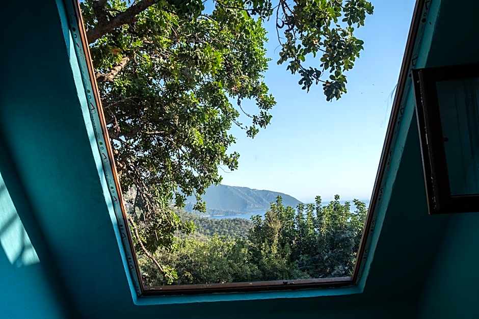 Goat Bungalow and Camping