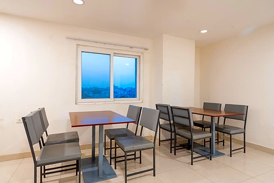 Treebo Living Tree Opposite Khairatabad Metro