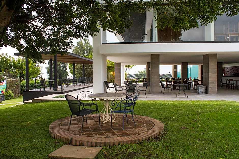 Villa Internacional Hotel & Club