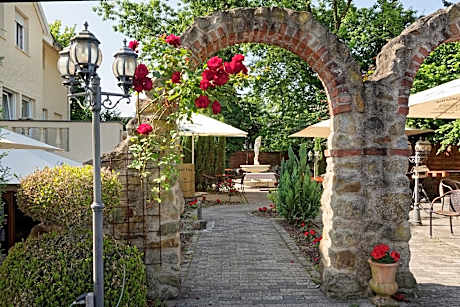 Economy Quadruple Room - Annex