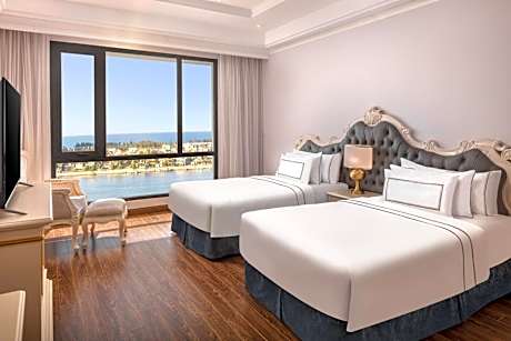 Deluxe Room with River View