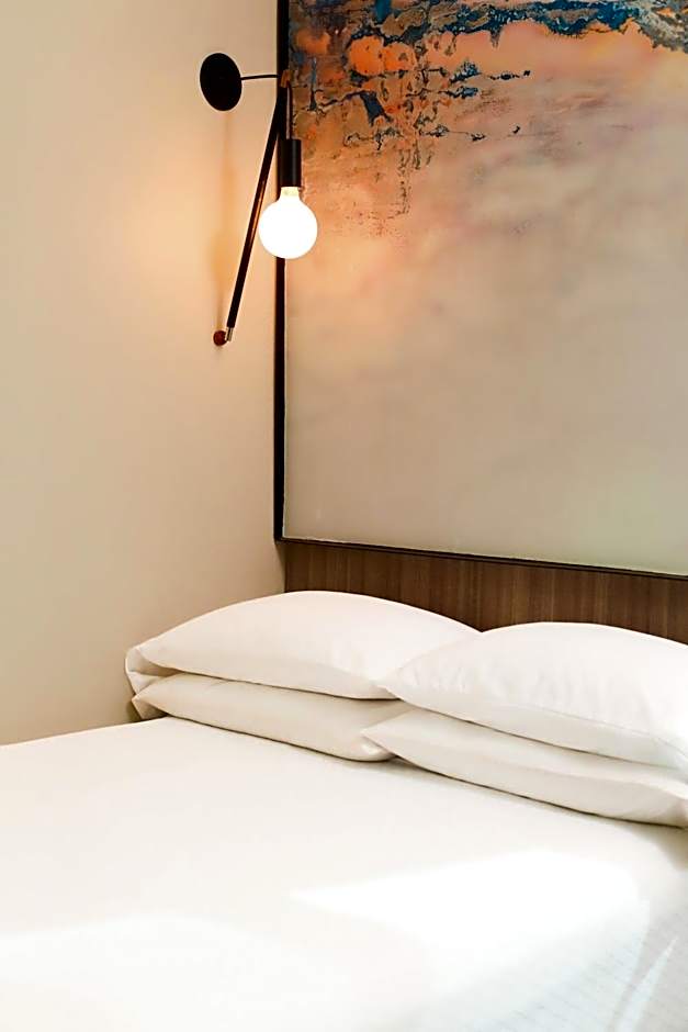 The Tryst Beachfront Hotel
