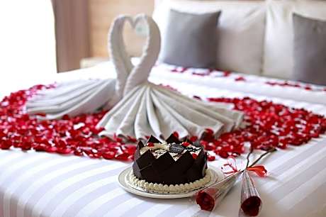 Suite (1 Double Bed)