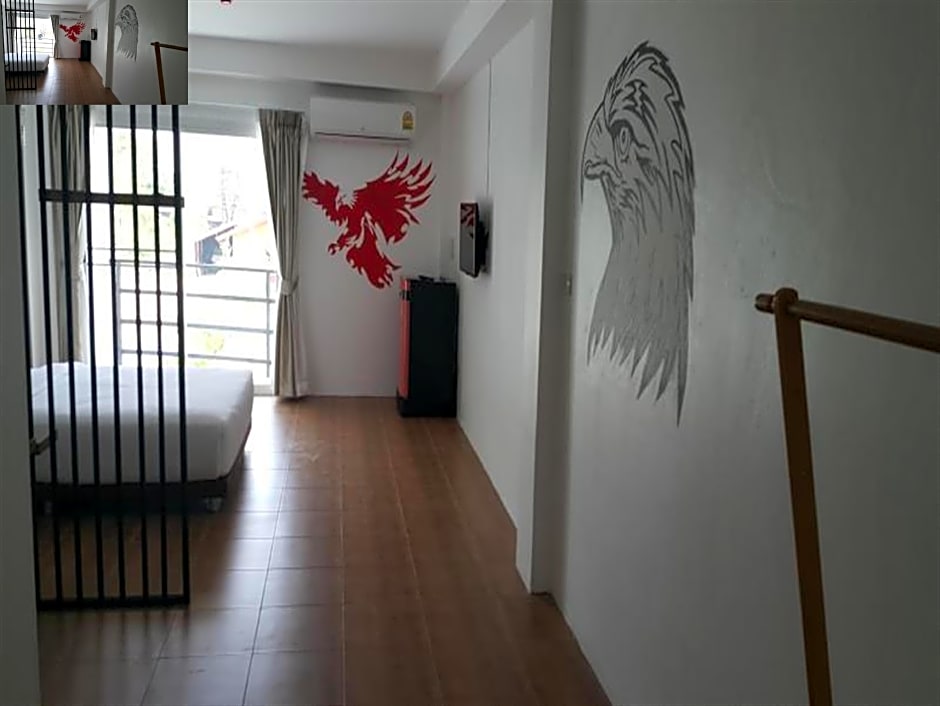 The Pride Hotel At Laemsing