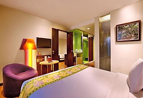 Superior Double Room with Balcony