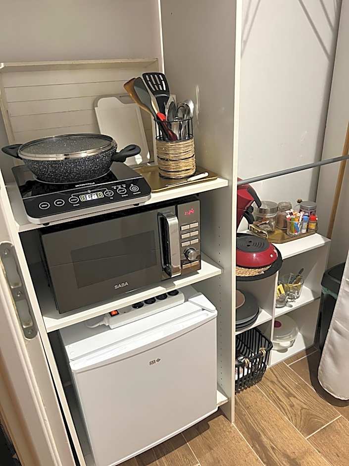 Quiniere - Entre Lac et Forêt - hébergement indépendant avec espace kitchenette