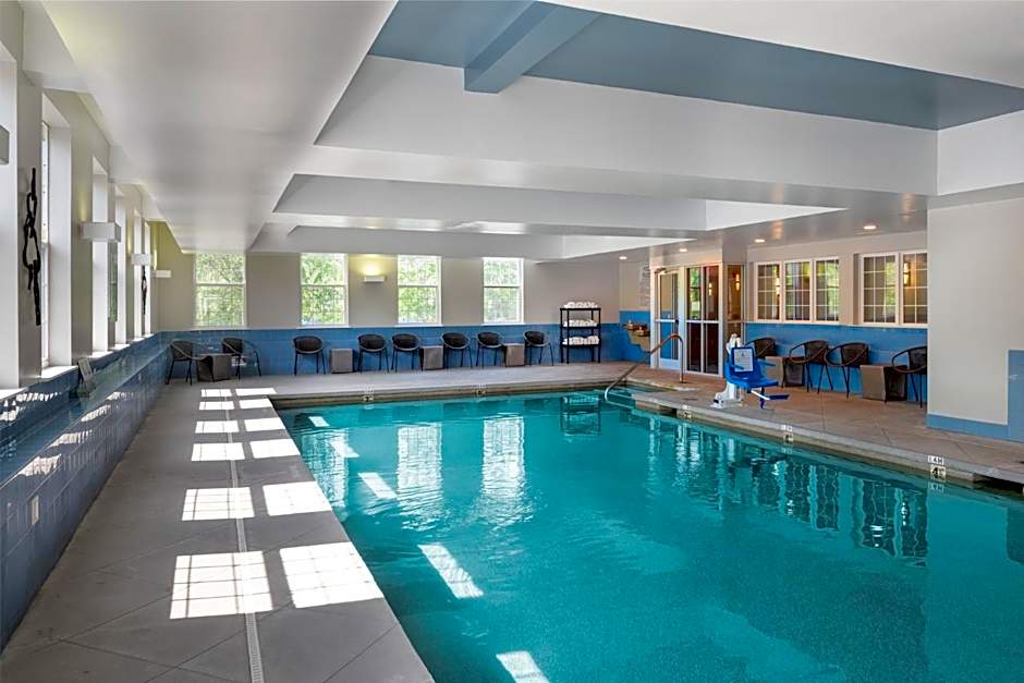 Holiday Inn Express St. Albans By IHG