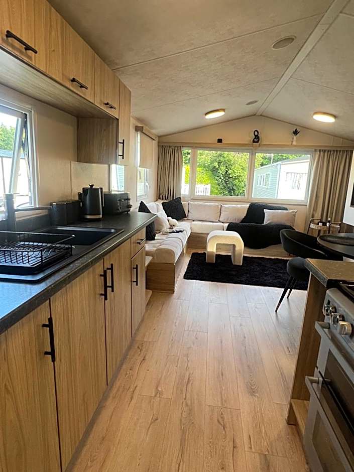 75 Lakeside East Haggerston Castle Park