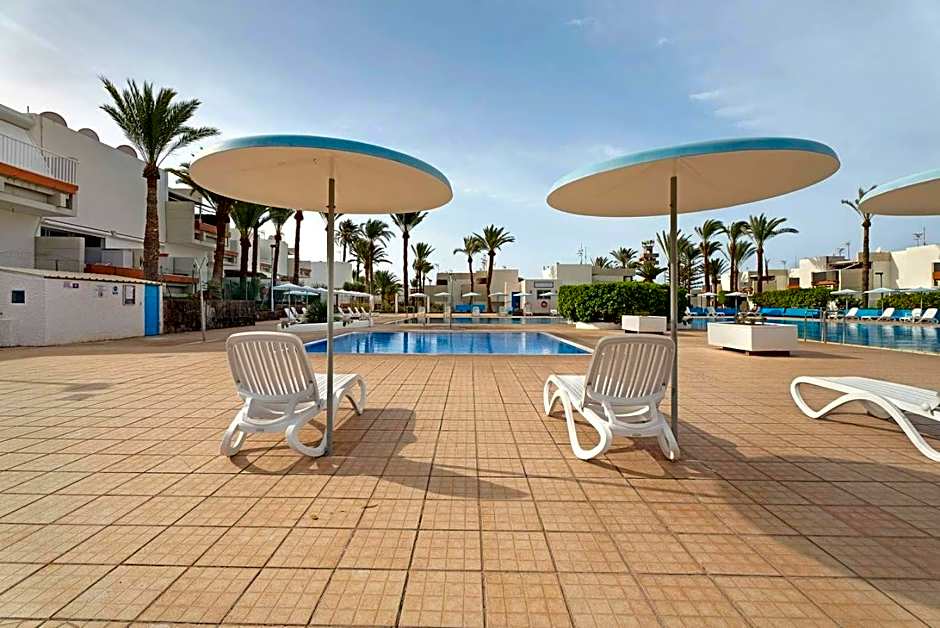 Casa Lizzy - Appartamento con vista giardino n325