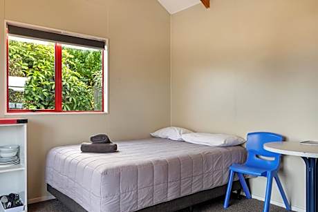 Standard Cabin - No Ensuite - Sleeps 4