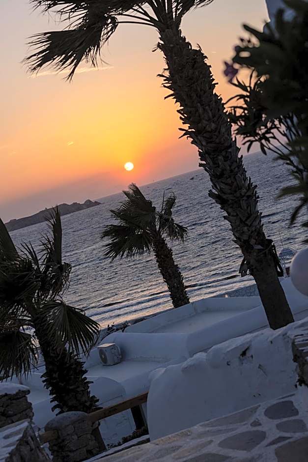 Mykonos Beach Hotel