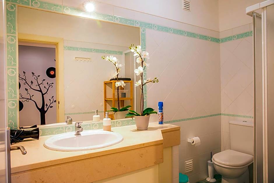 Vinyl Flat Bed & Breakfast - Rooms