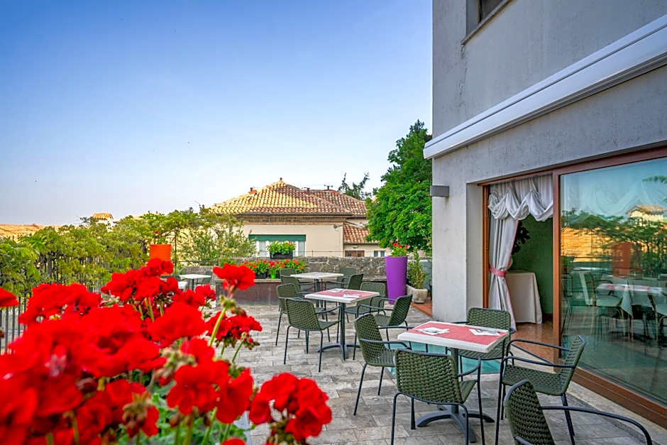 Hotel Cesare