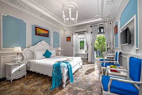 Deluxe Double or Twin Room with Terrace and Private Garden