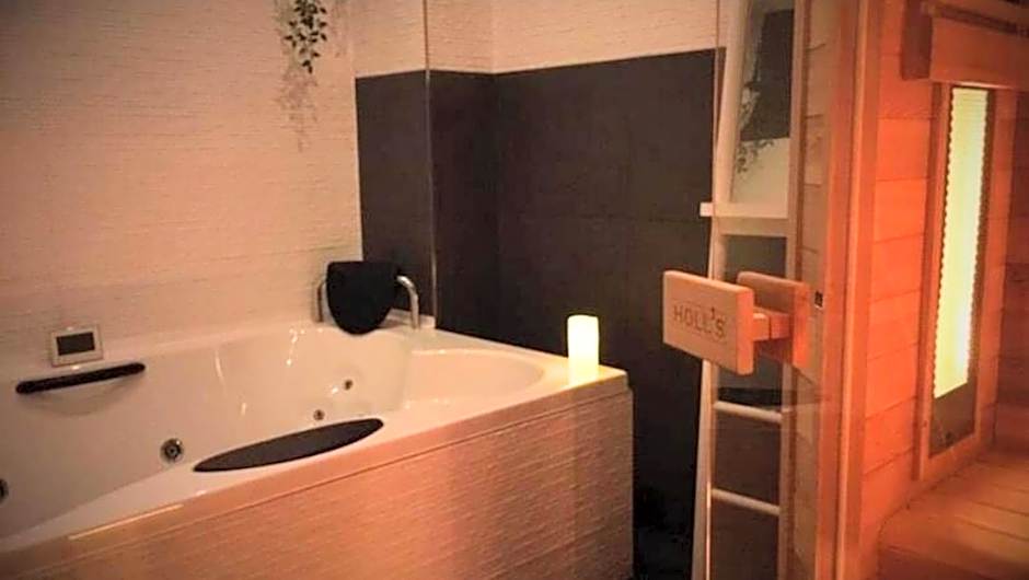 LES 7 MEUSES - Restaurant & Hébergements HÔTELIERS - INSOLITES - WELLNESS - GÎTES