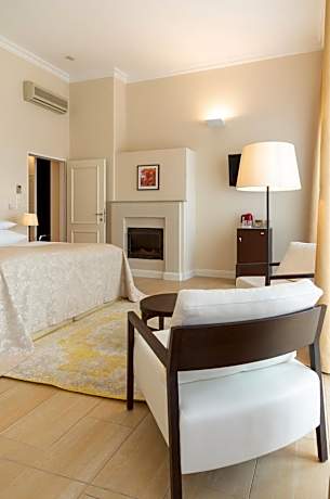 Superior Double Room with Balcony or Terrace and Garden View