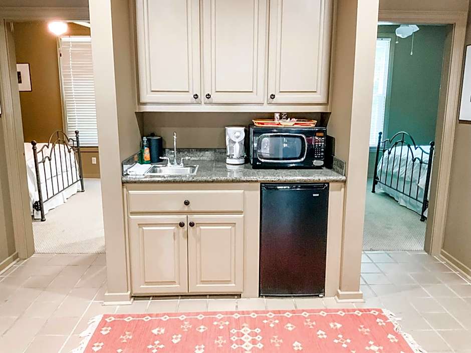 The Lodge at The Bluffs