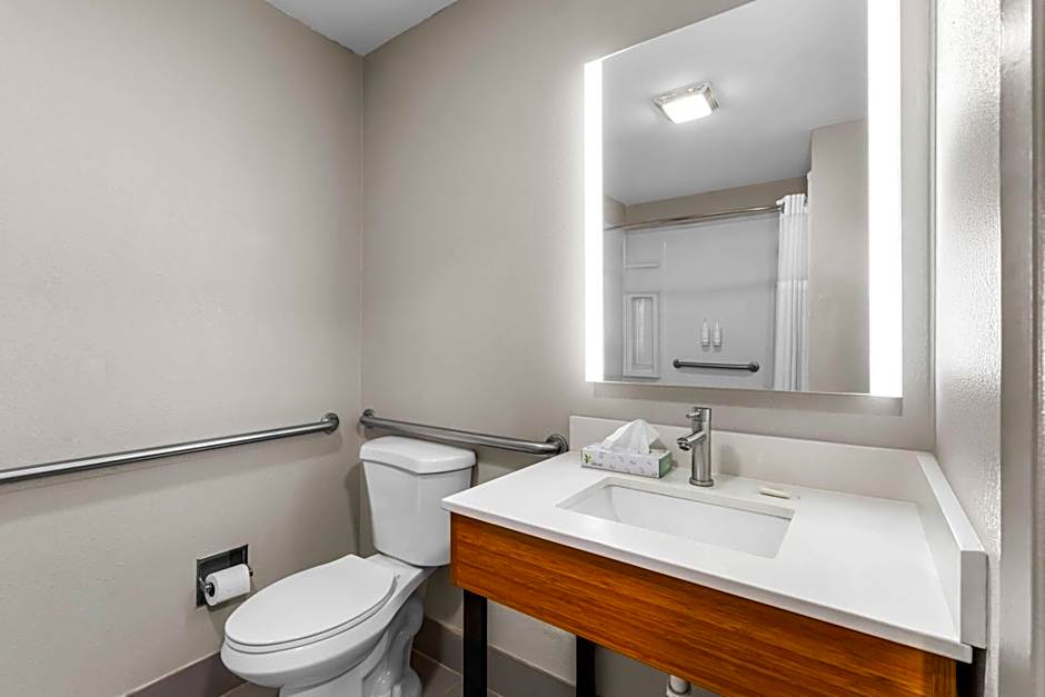 Days Inn & Suites by Wyndham Ridgeland