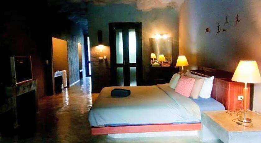 Avartarn Miracles Hotel