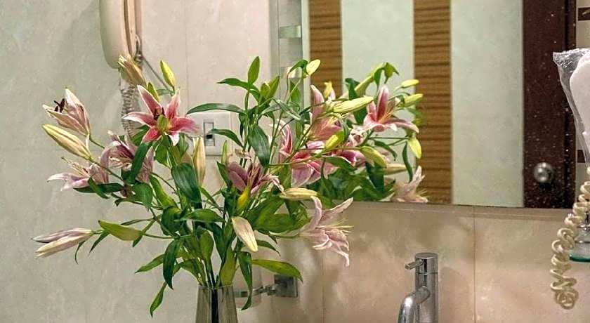 Parijatha Gateway Hotel