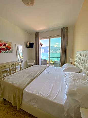 King Room with Lake View