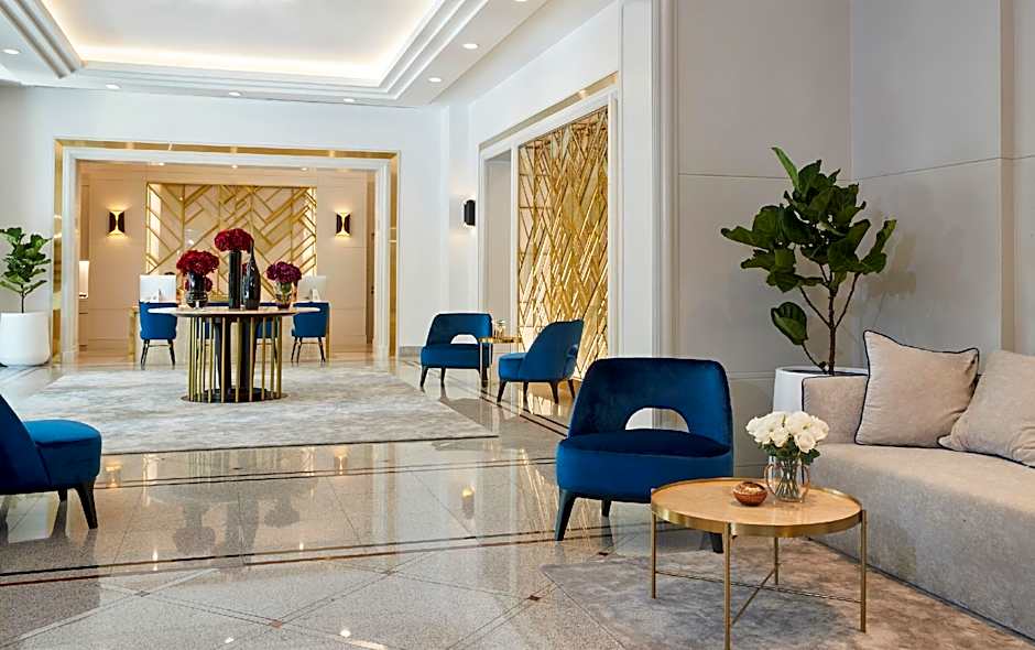 Bliston Suwan Parkview Hotel