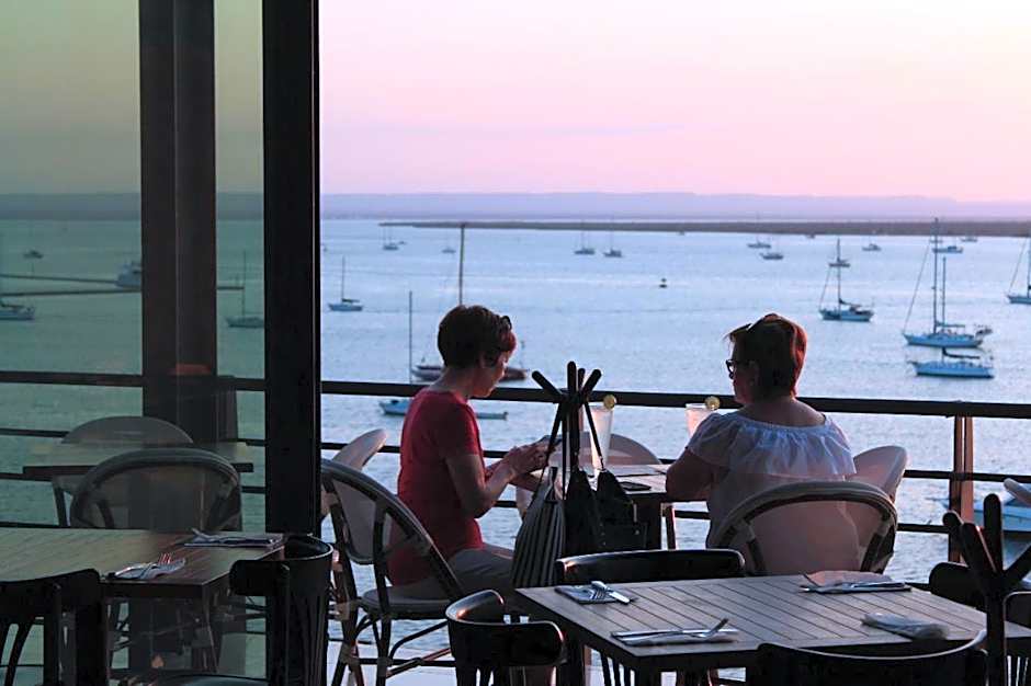 Seven Crown La Paz Malecon