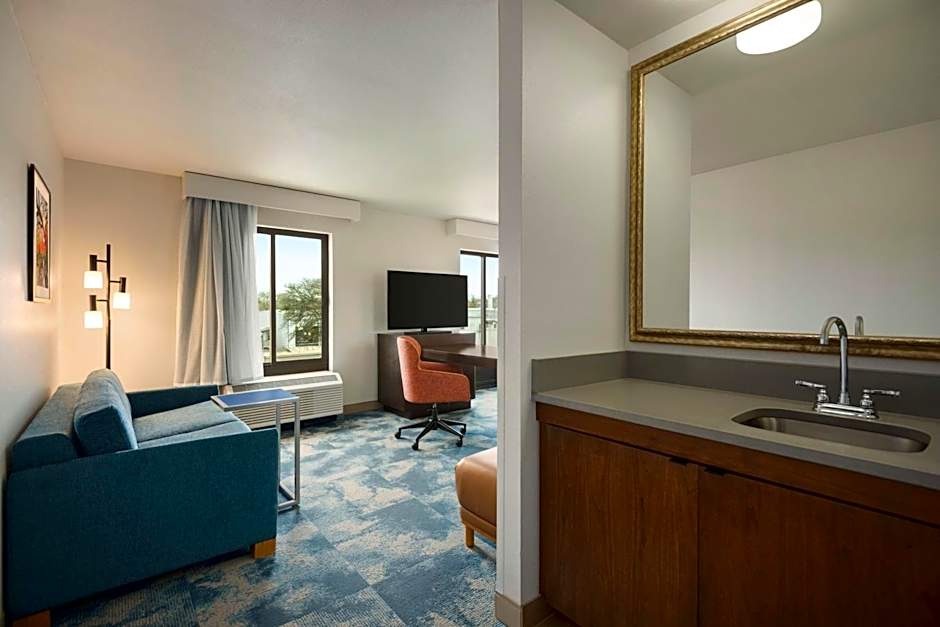 Hampton Inn By Hilton And Suites San Marcos
