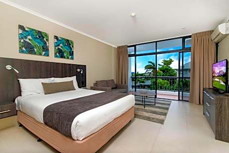 Superior + balcony (mountain view)