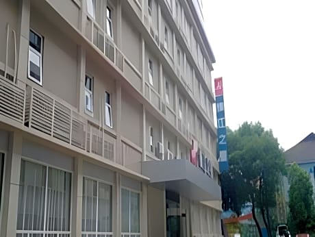 JinJiang Inn Nanchang Bayi Square Ximazhuang Food Street