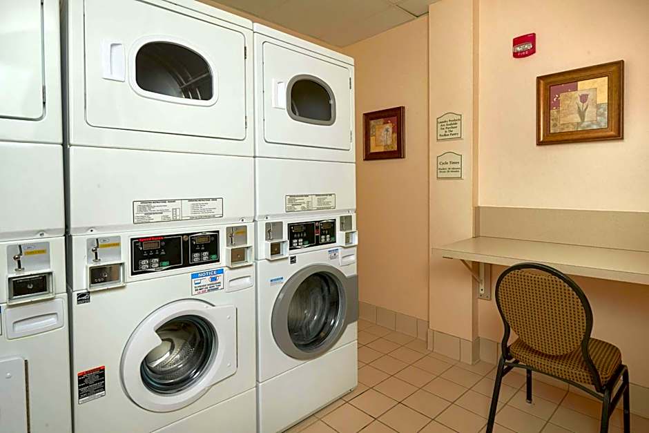 Hilton Garden Inn Newport News