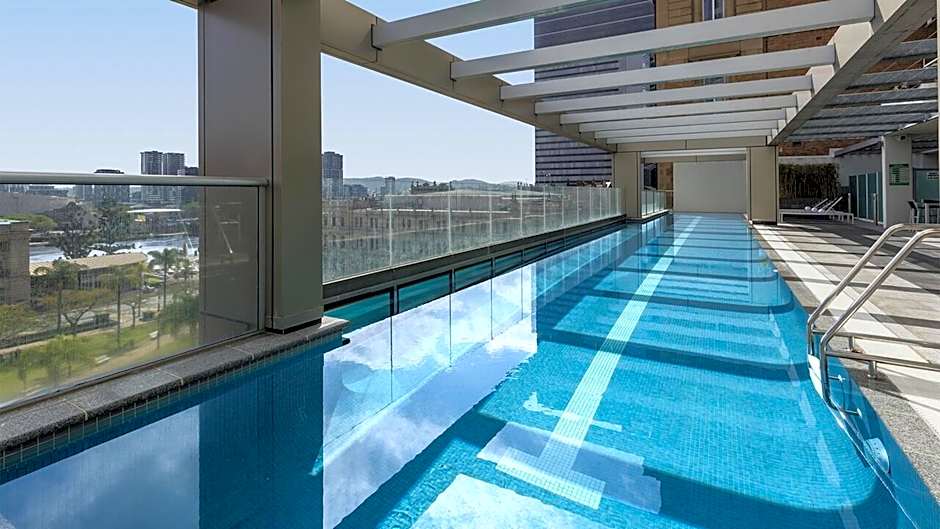 Oaks Brisbane Casino Tower Suites