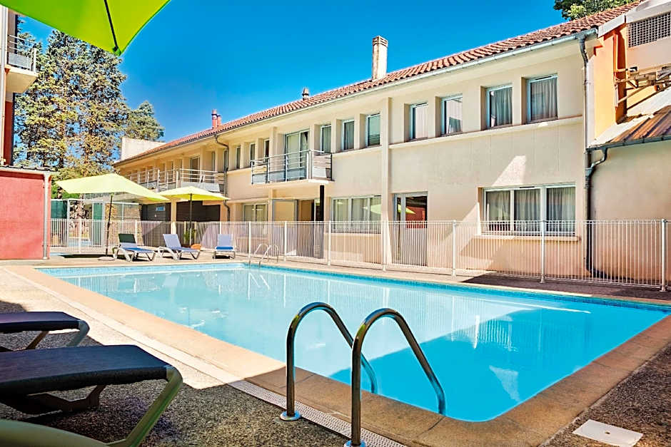Zenitude Hotel-Residences Les Jardins de Lourdes