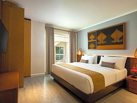 Two-Bedroom Suite with Fully Equipped Kitchenette and Free Access to Kids Club