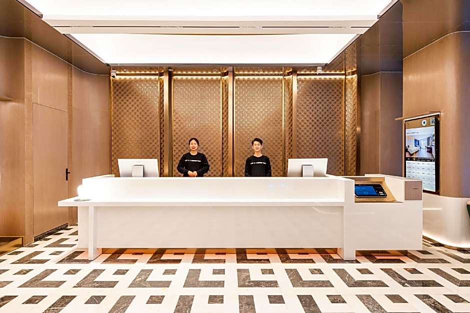 Atour Hotel Meizhou City Center Boli Plaza