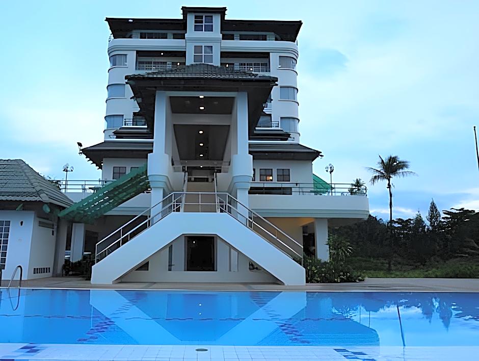 Khanom Golden Beach Hotel