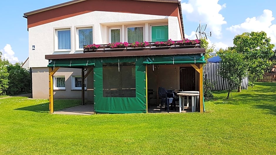 Domki Letniskowe "Fajne Miejsce City"