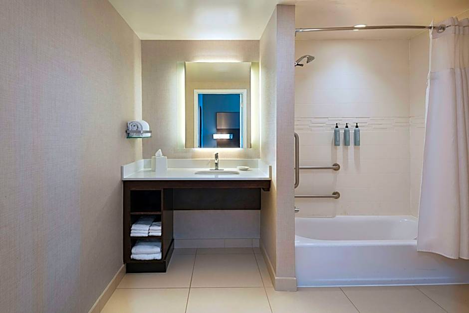 Residence Inn by Marriott Omaha Aksarben Village