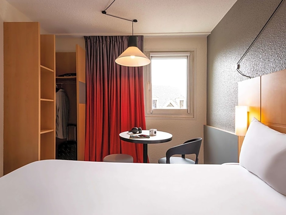 ibis Cergy-Pontoise Le Port