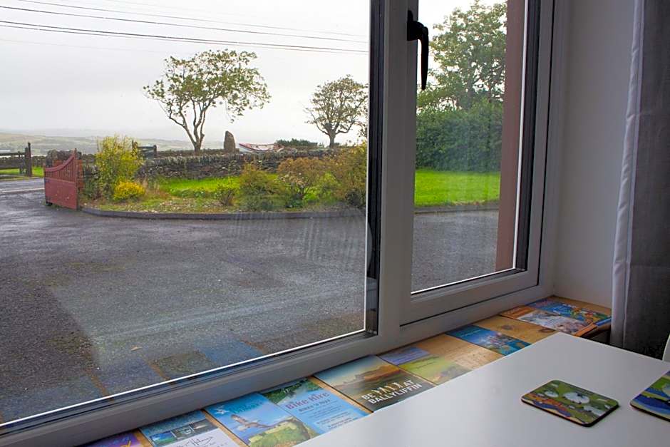 Madra Rua Organic Accommodation