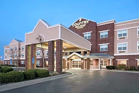 Country Inn & Suites by Radisson, Kansas City at Village West, KS