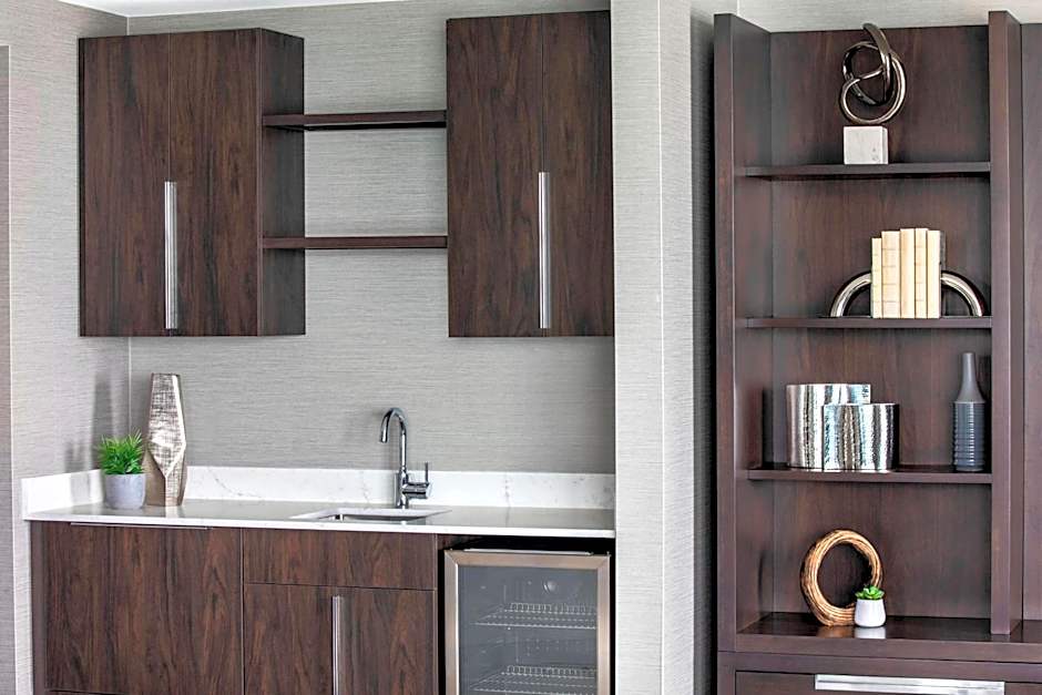 Envue, Autograph Collection