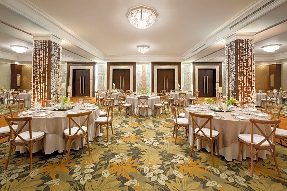 Edsa Shangri-La Manila