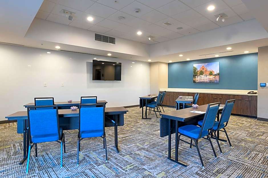 Hampton Inn By Hilton & Suites Cincinnati Liberty Township