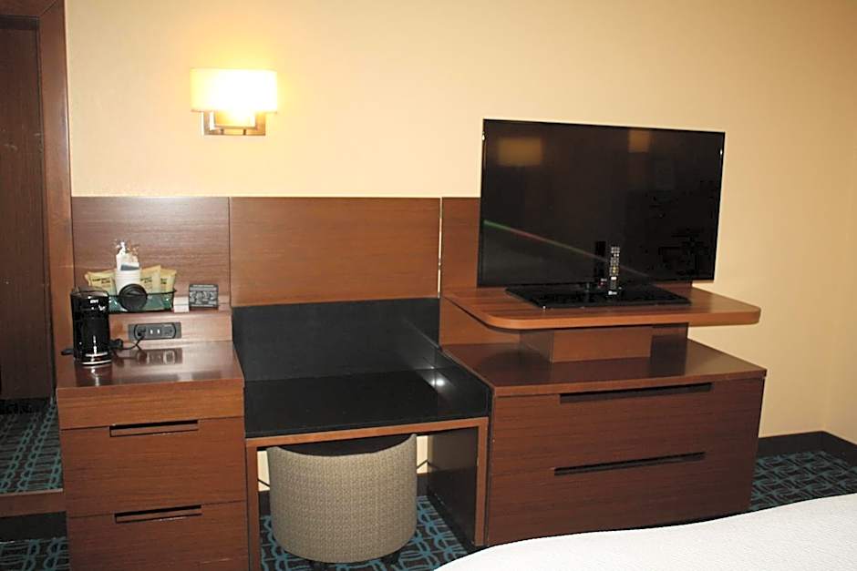 Fairfield Inn & Suites by Marriott Detroit Lakes